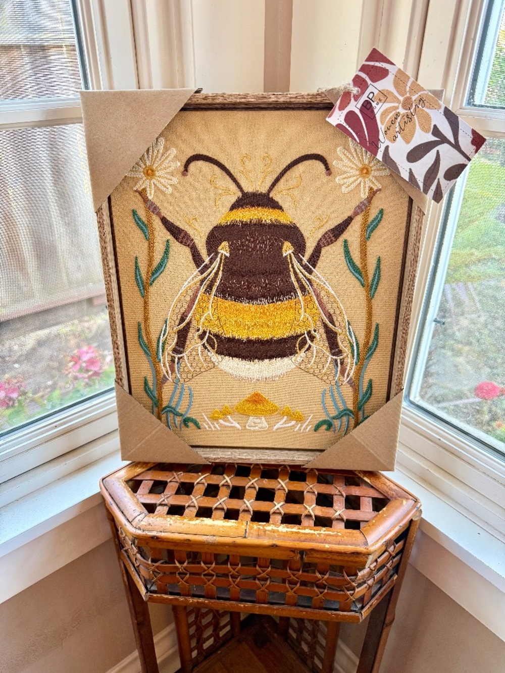 BP HOME TEXTILE Embroidered Woven Art "BEE-LIEVE" 12x15 New